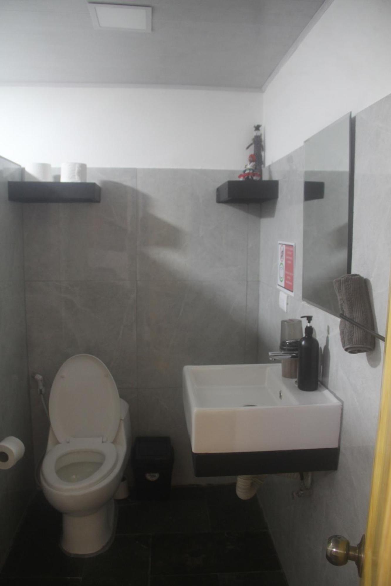 Apartment Salvador - New Private & Kitchen Walk To Playa Chiquita